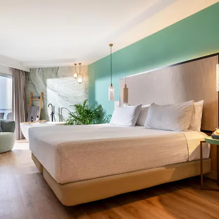 Hotell Innside By Melia Porta Maris 4*