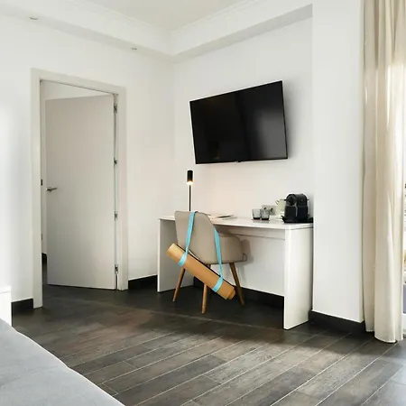 Hotel Innside By Meliá Porta Maris 4*