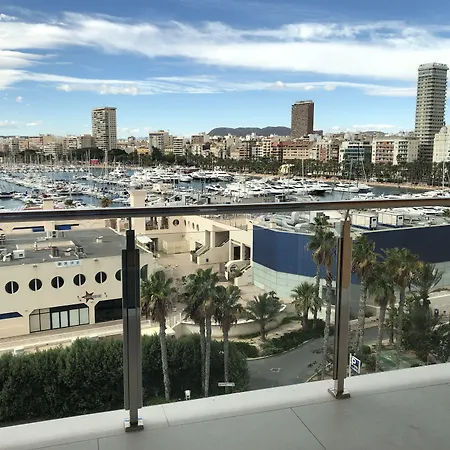 מלון Innside By Melia Porta Maris 4*